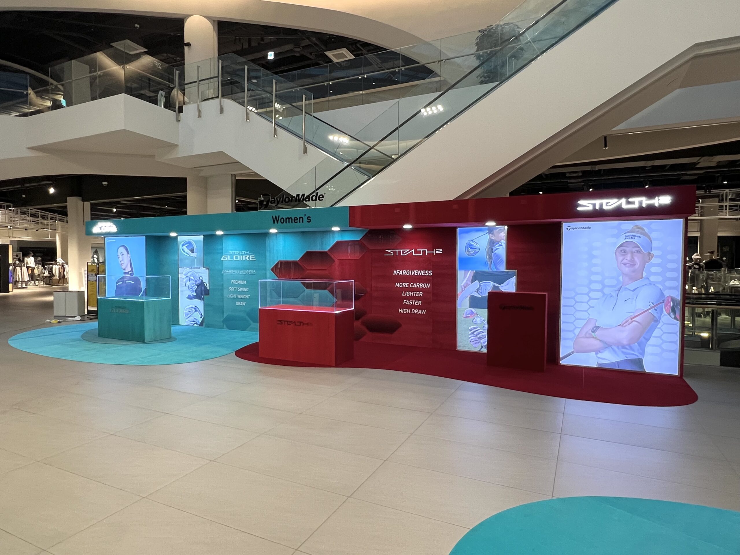 You are currently viewing LOTTE X Taylormade POP-UP